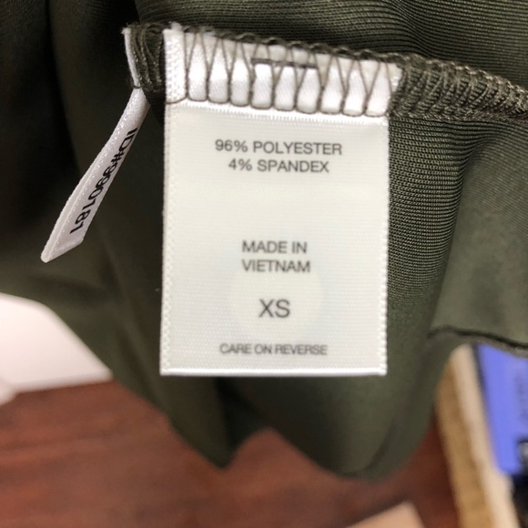 Green Bell Sleeve A-Line Dress - Picture 5 of 5